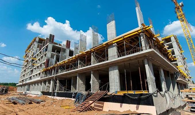 Revolusi Konstruksi September 2026: Tren Pembangunan Gedung Pintar Menggunakan Beton Hidup Berbasis Bakteri yang Bisa Menambal Retak Sendiri